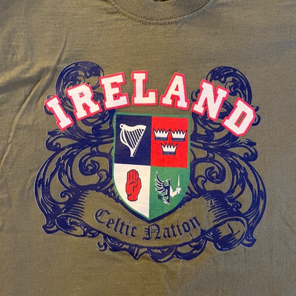 Vintage Fruit of the Loom Ireland graphic t-shirt - men's medium - Picture 7 of 7